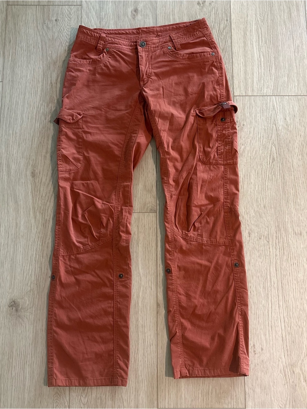 Kuhl Pants Womens 6 Red Splash Roll Up Cargo Hiking Outdoor Trail Patina Dye